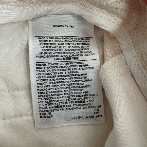 NWT Banana Republic Jacquard Diamond Pattern Woven Cream Shorts Women’s Size 4 - Picture 4 of 9